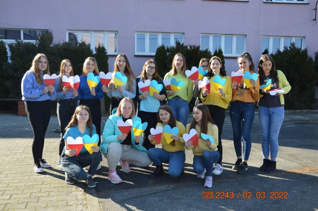 received_1465668390500863