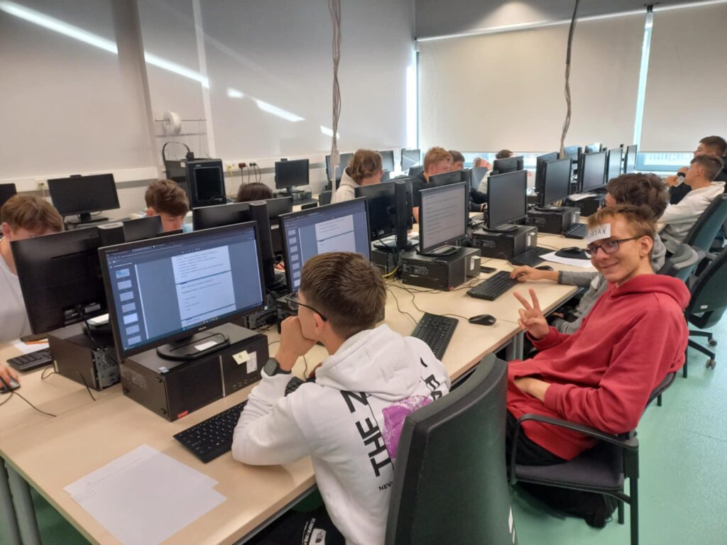 Messenger_creation_D00BE6F7-B933-4927-BA4D-DC64E7FB2C8B