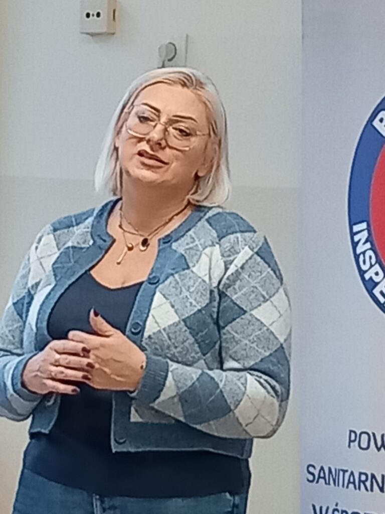 6383204858166658300 (1)